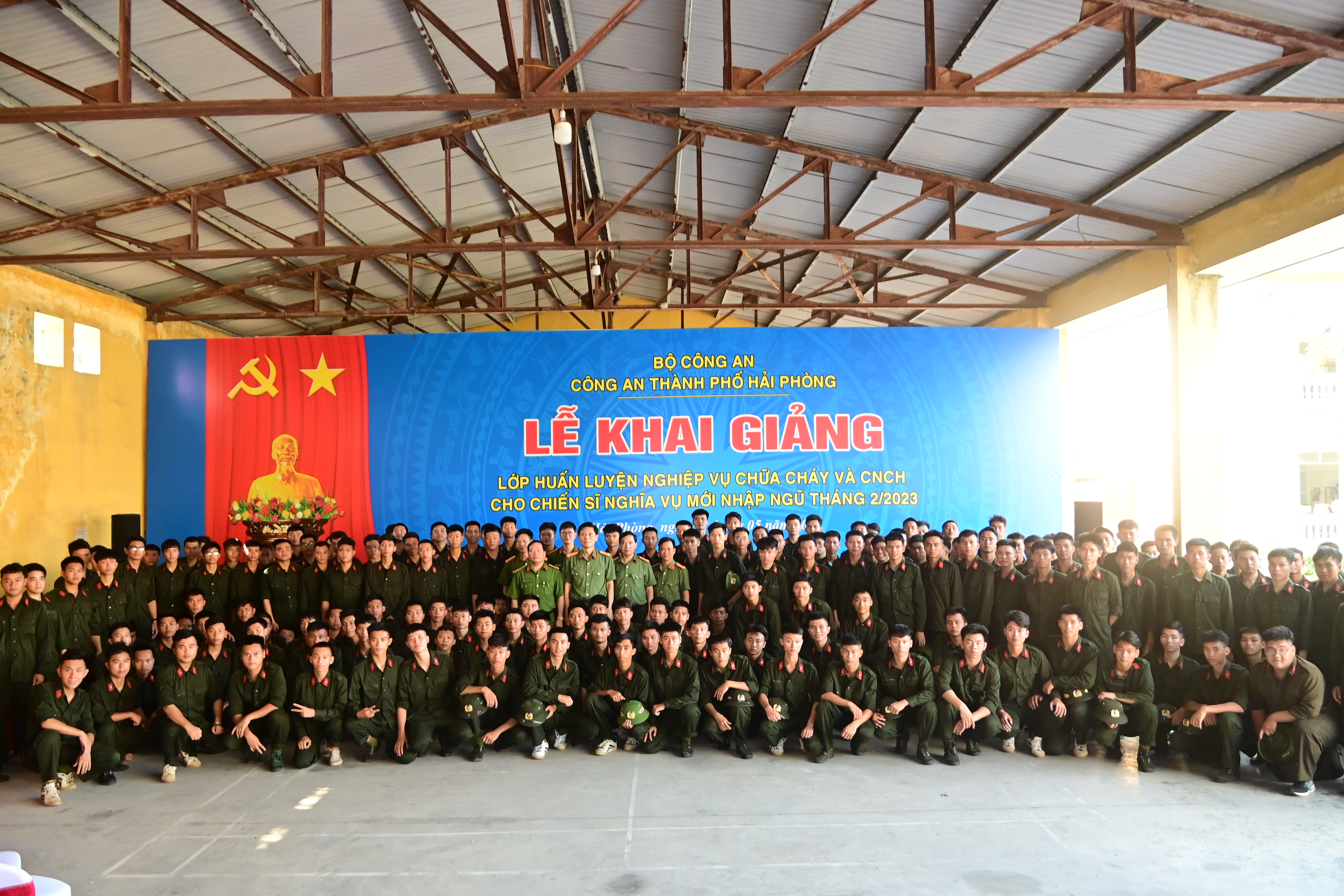 Khai mạc khóa huấn luyện nghiệp vụ chữa cháy và cứu nạn, cứu hộ cho chiến sỹ nghĩa vụ mới năm 2023.